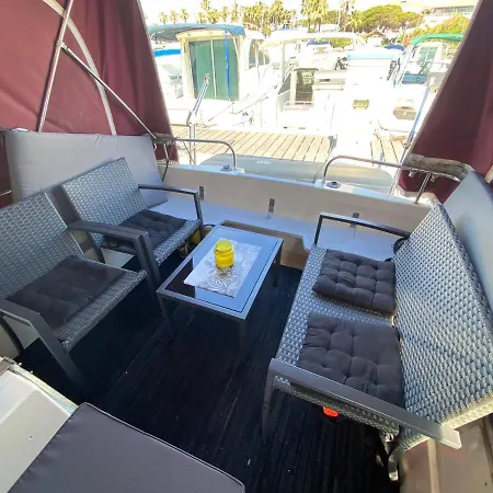 Bateau-hôtel Le Bateau De La Joie De Vivre Hyères